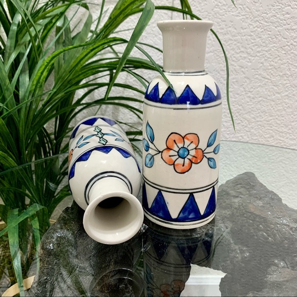 NWOT Hand Painted Ceramic Vase Set - Picture 3 of 5